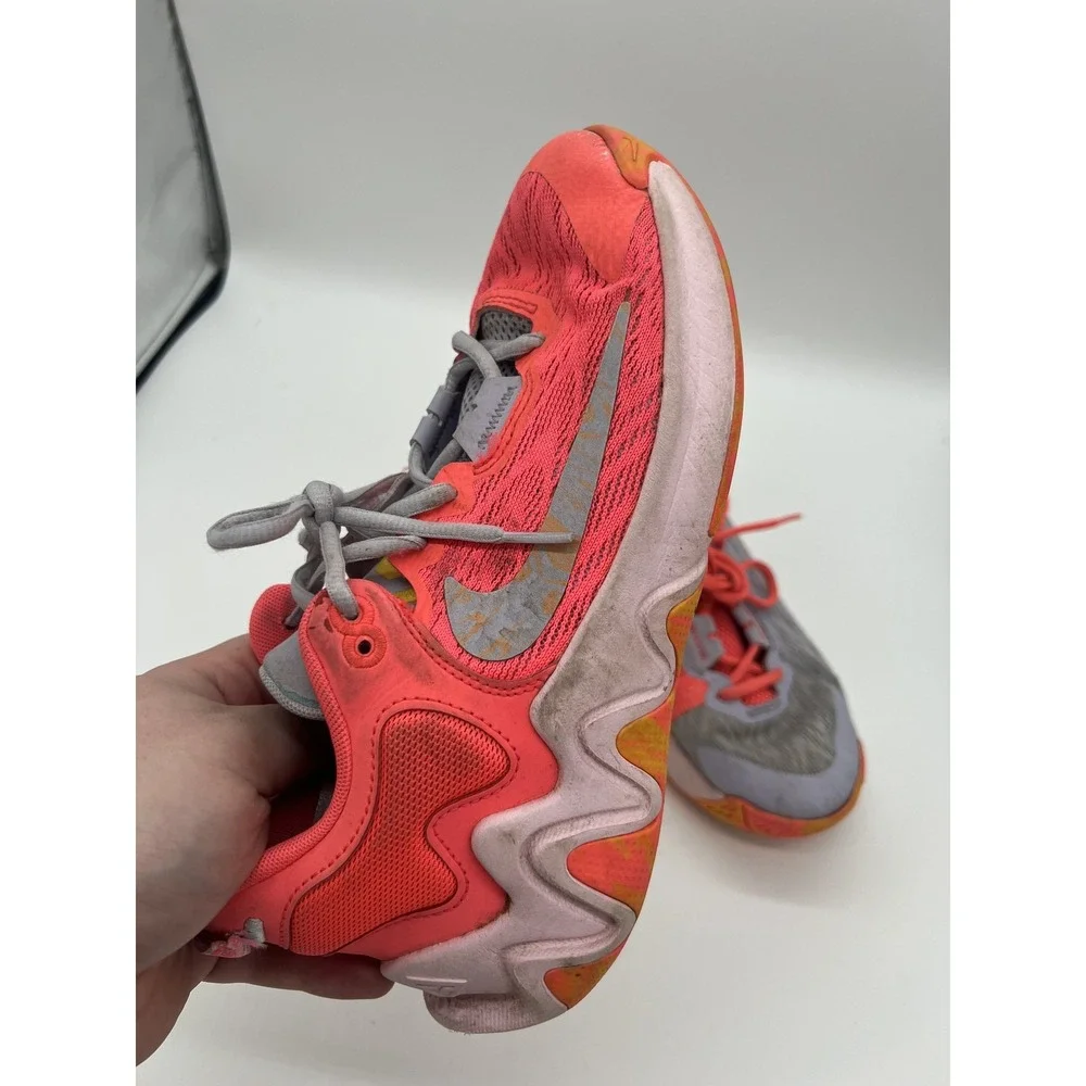 Nike Giannis Immortality 2 DQ1943-600 Youth 5.5Y Sneakers Coral Grey Basketball‎